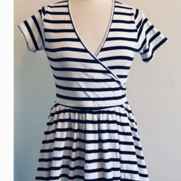 ASOS skater Wrap fit & flare striped dress - Picture 2 of 4